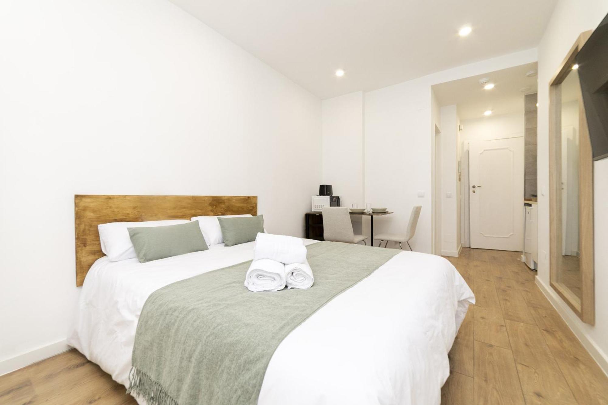 Luxury Iii - Ferga
